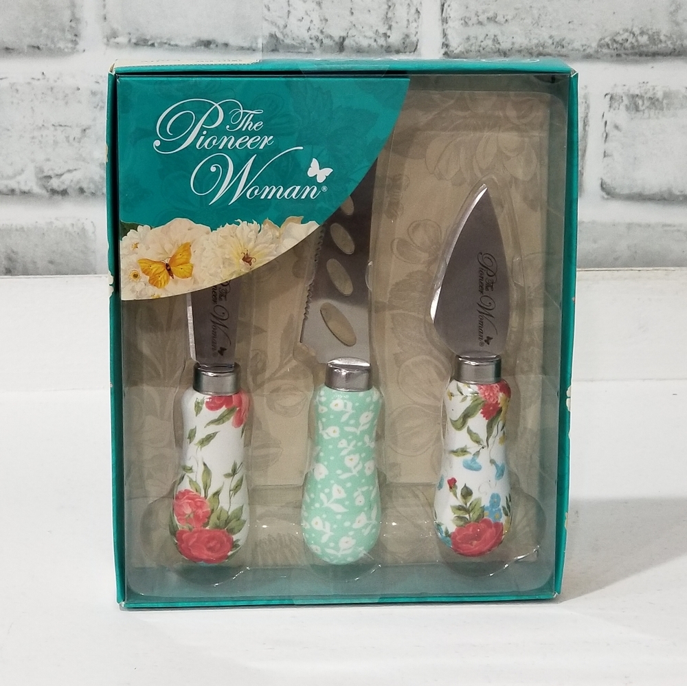 Pioneer Woman cheese knife serving set